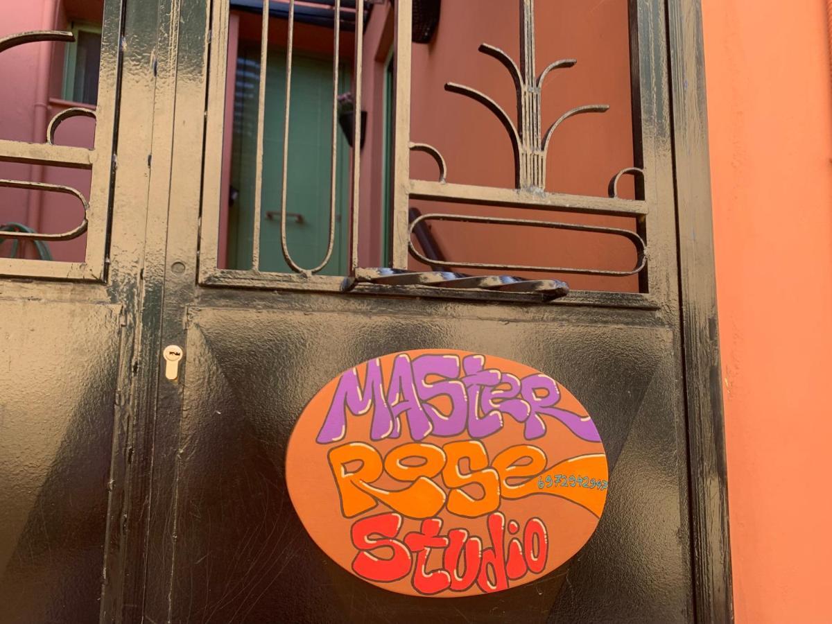 Master Rose Studio In Old Town ナフプリオ エクステリア 写真